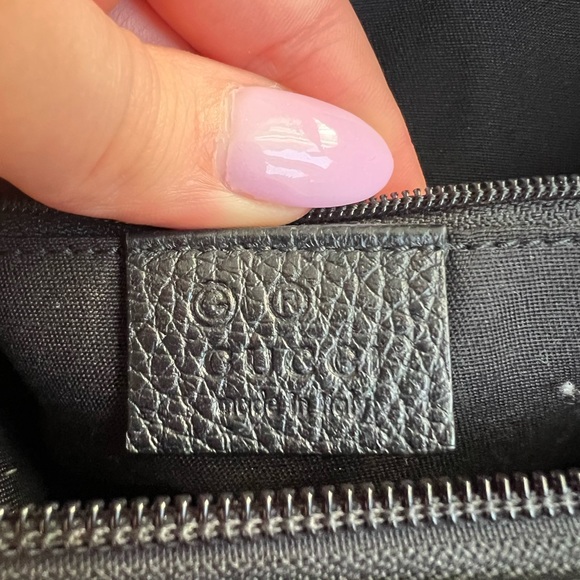 GUCCI MEDIUM SHOULDER BAG - Picture 5 of 8